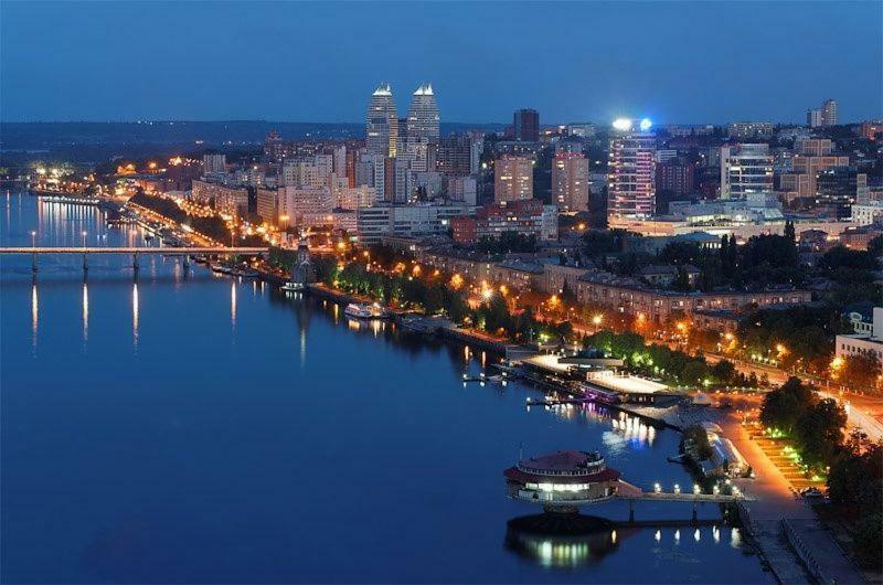 Апартаменты Лето С Ванной Джакузи Dněpropetrovsk Exteriér fotografie